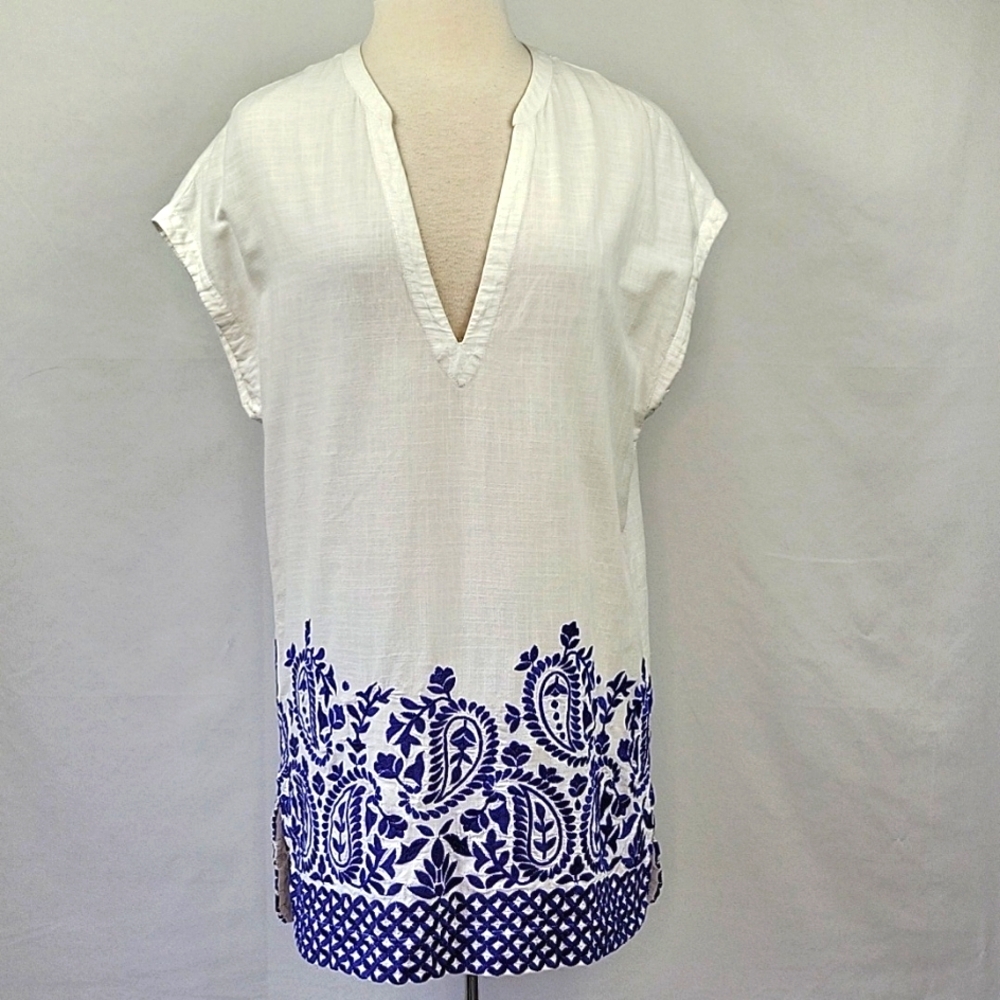Athleta Embroidered Swim Cover White/ Blue Size Small